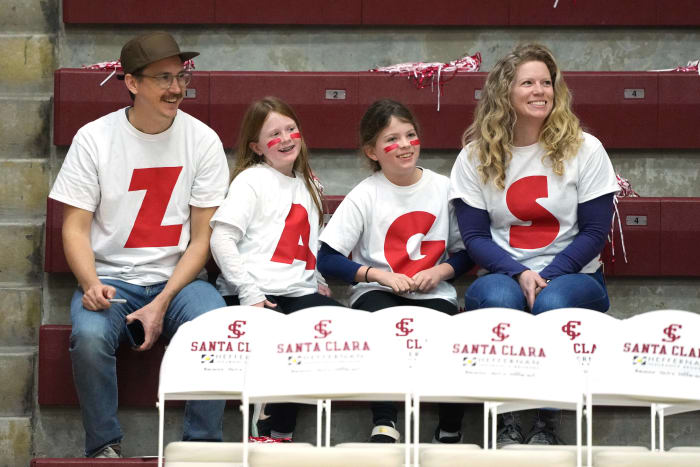 gonzaga bulldogs santa clara wcc basketball 20232